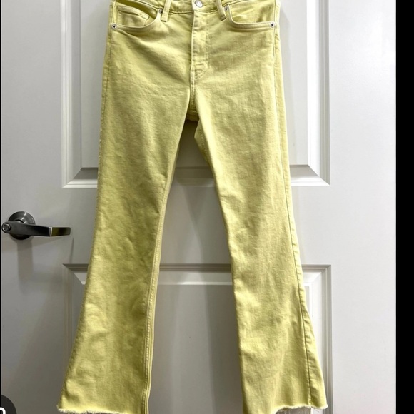 Zara Women’s Pale Yellow High Rise Frayed Hem Straight Boyfriend Crop Jeans - Picture 6 of 7